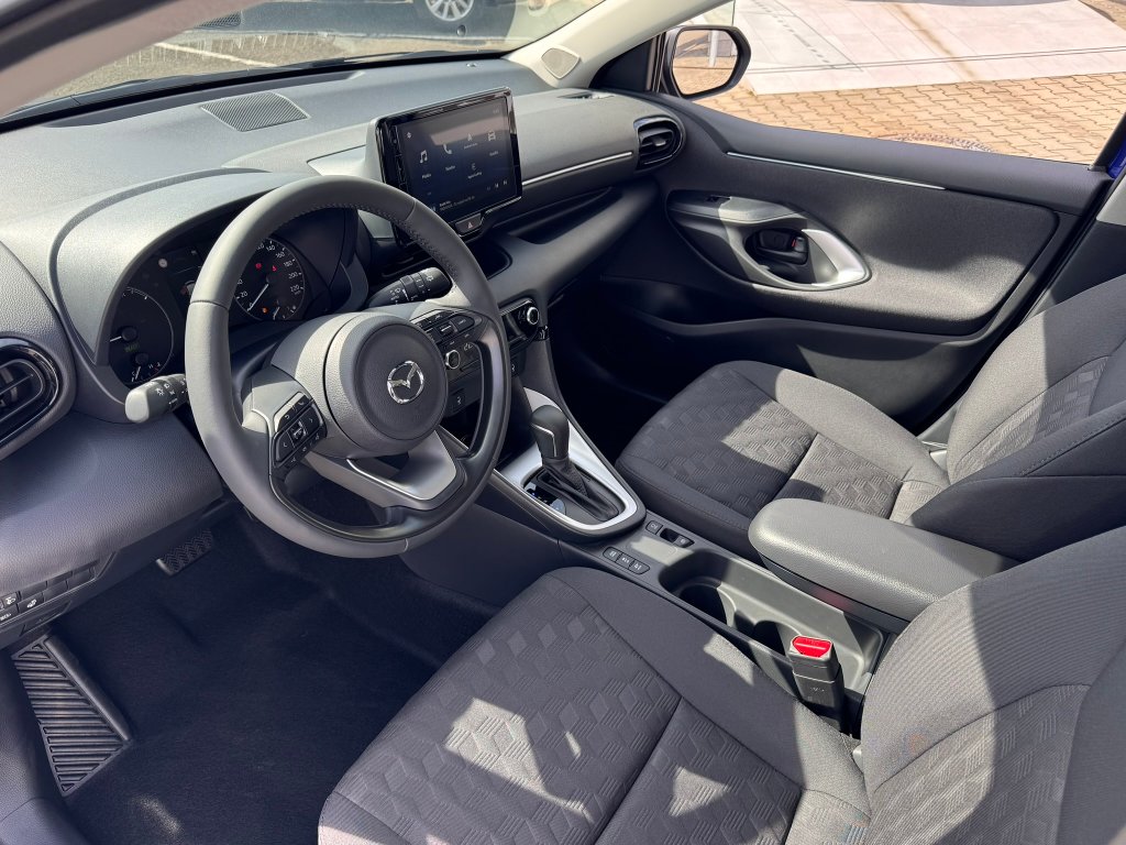 Mazda 2 Hybrid