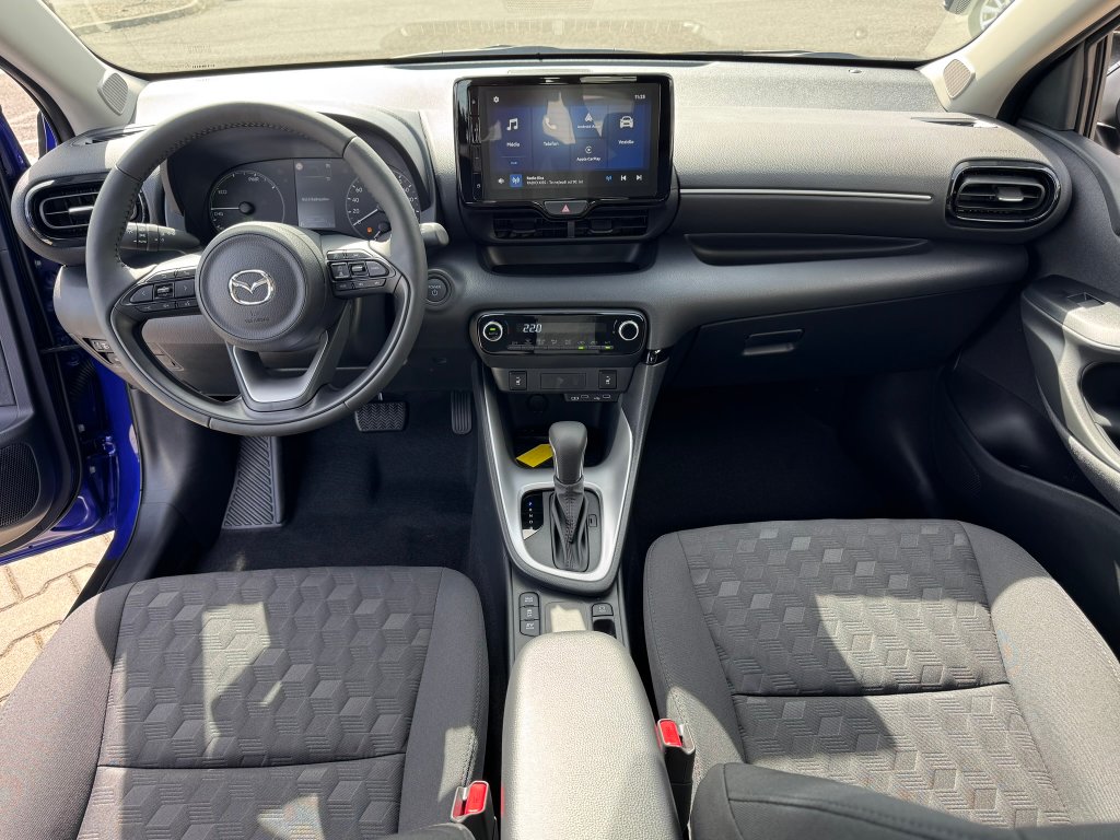 Mazda 2 Hybrid